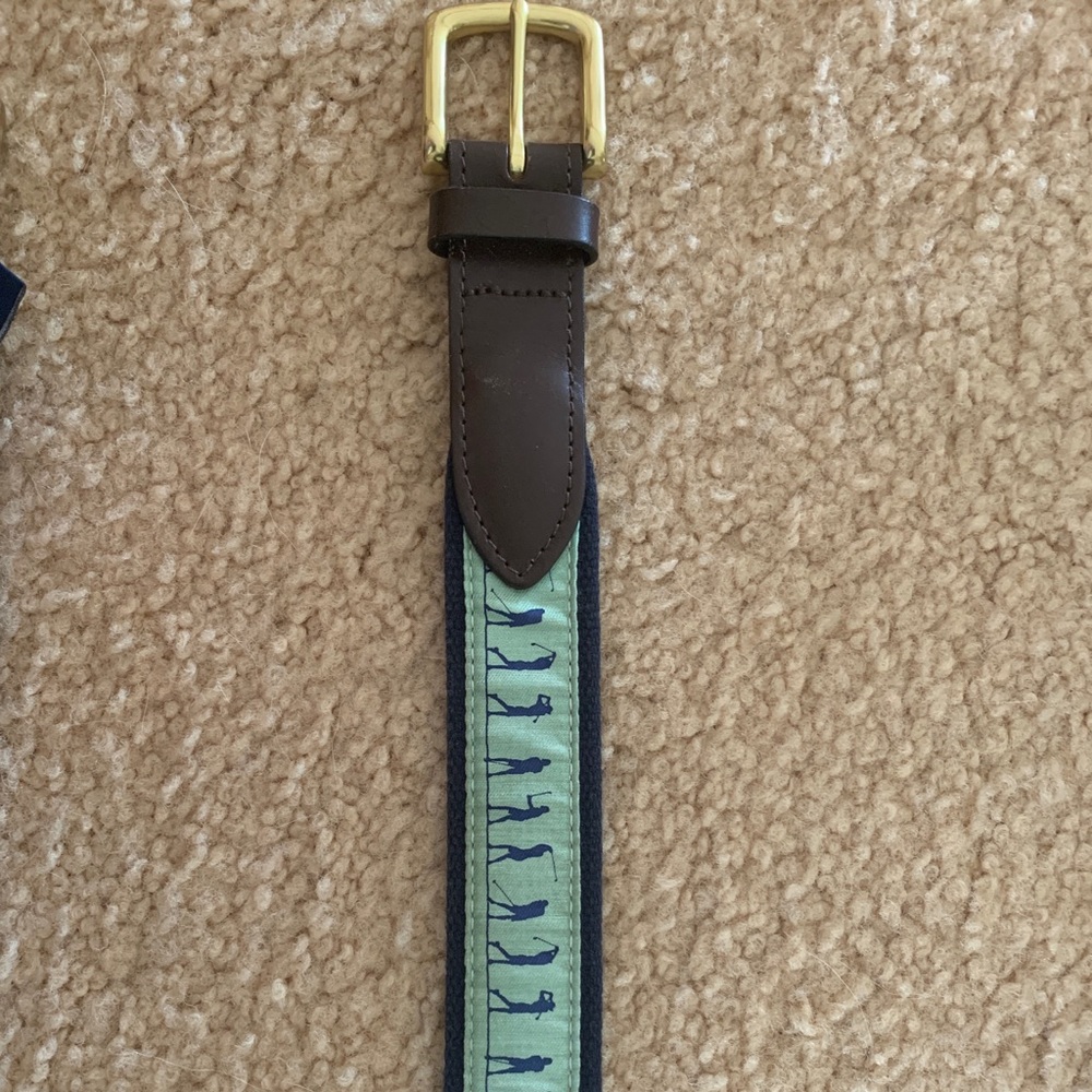Vineyard Vines men’s belts